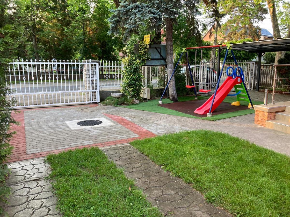 Апартаменти Balaton Vendeghaz Шіофок Екстер'єр фото